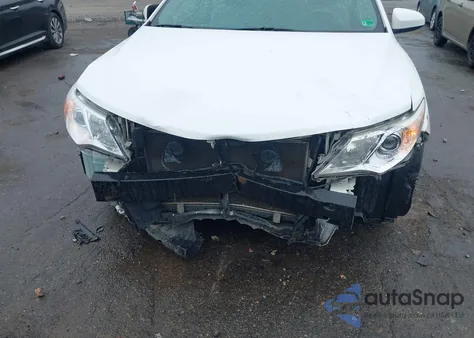 2013 Toyota Camry Le z USA, uszkodzony, nr VIN 4T4BF1FK4DR314790